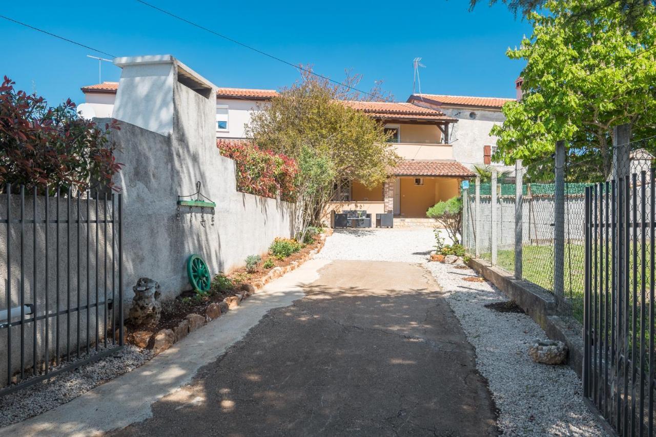 Casa Viktoria With Private Garden And Bbq Villa Kosinozici Exterior photo