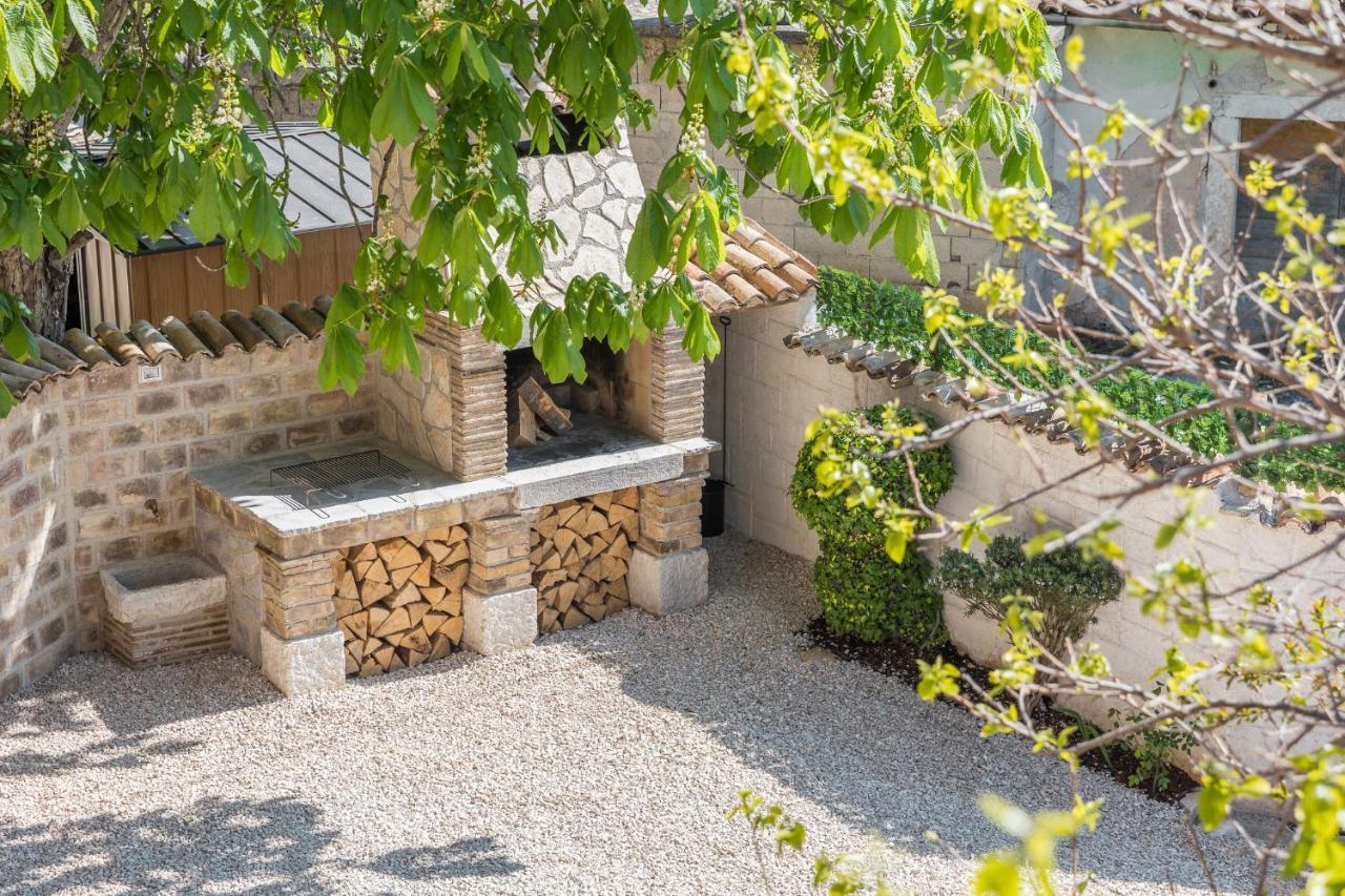 Casa Viktoria With Private Garden And Bbq Villa Kosinozici Exterior photo
